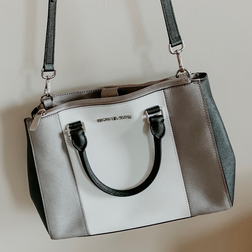 Michale Kors Handbag